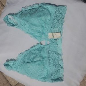 ❤AERIE Light Blue Lace Bra